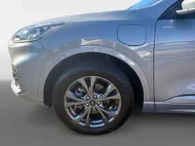 Ford Kuga (2022) thumbnail 25