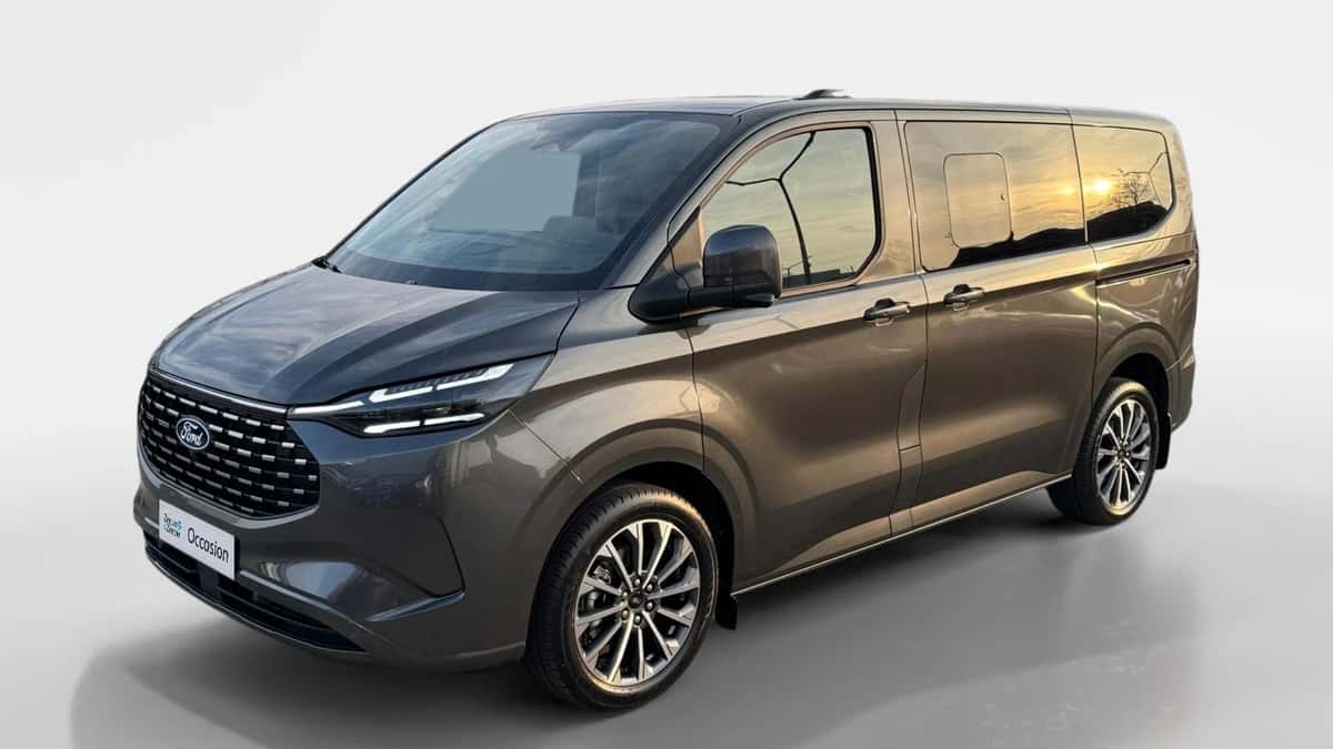 Ford Tourneo Custom (2025) — foto 1