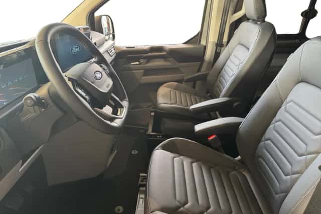 Ford Tourneo Custom (2025) thumbnail 22