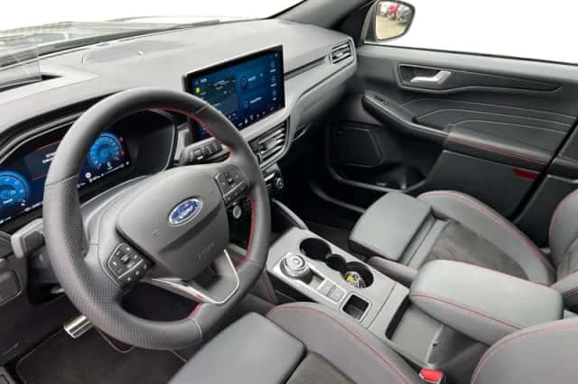 Ford Kuga (2025) thumbnail 17