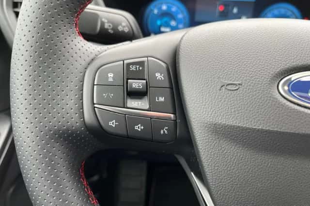 Ford Kuga (2025) thumbnail 19