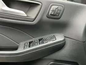 Ford Kuga (2025) thumbnail 28