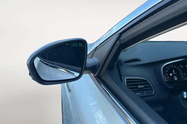 Renault Mégane (2022) thumbnail 14