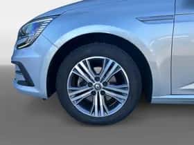 Renault Mégane (2022) thumbnail 15