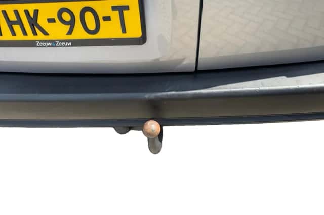 Peugeot Partner (2020) thumbnail 9