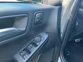 Ford Kuga (2025) thumbnail 17
