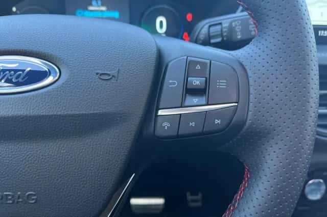 Ford Kuga (2025) thumbnail 21
