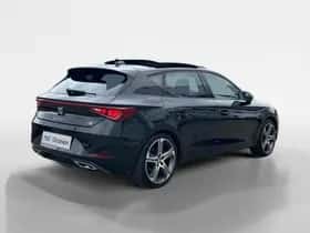 SEAT Leon (2023) thumbnail 2