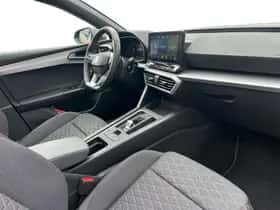 SEAT Leon (2023) thumbnail 8