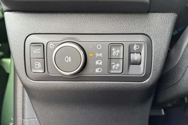 Ford Kuga (2026) thumbnail 23