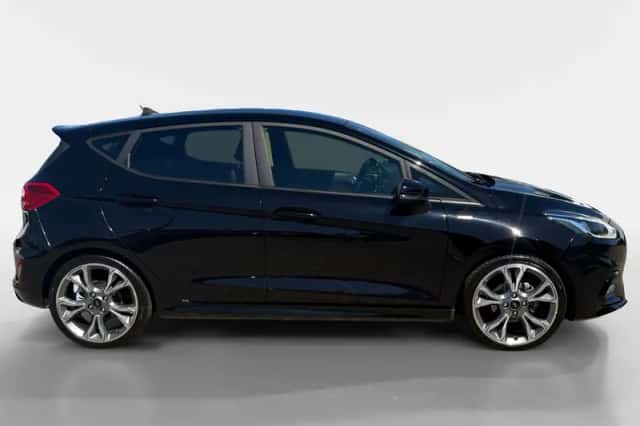 Ford Fiesta (2018) thumbnail 3