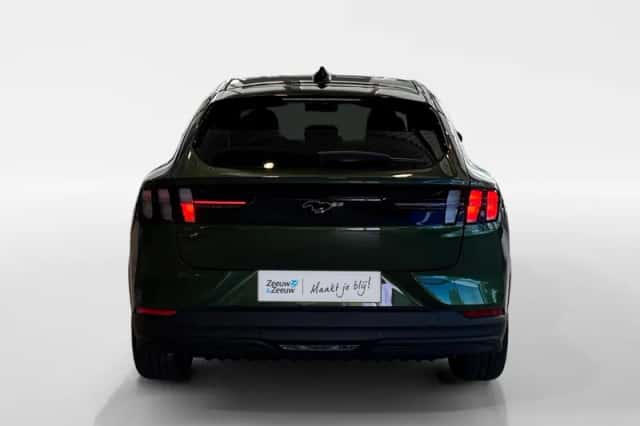 Ford Mustang Mach-E (2025) thumbnail 4