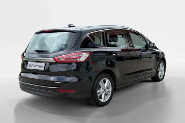Ford S-Max (2022) thumbnail 2