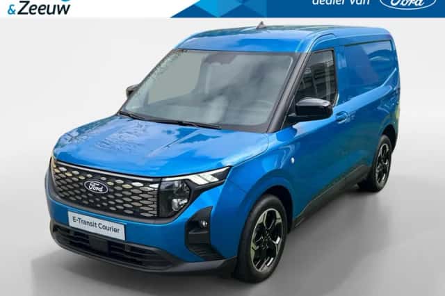 Ford E-Transit Courier (2026) thumbnail 1