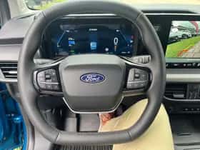 Ford E-Transit Courier (2026) thumbnail 14