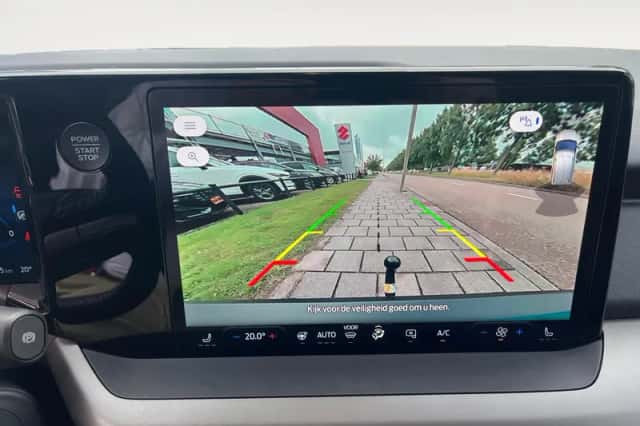 Ford E-Transit Courier (2026) thumbnail 4