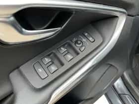 Volvo V40 (2013) thumbnail 12