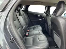 Volvo V40 (2013) thumbnail 23