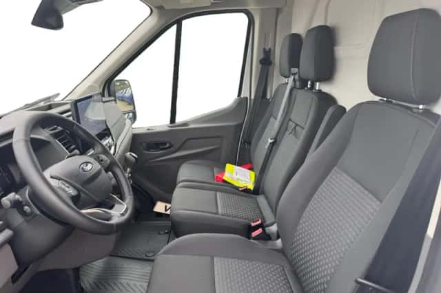Ford Transit (2024) thumbnail 25