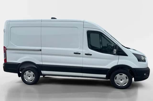 Ford Transit (2024) thumbnail 5