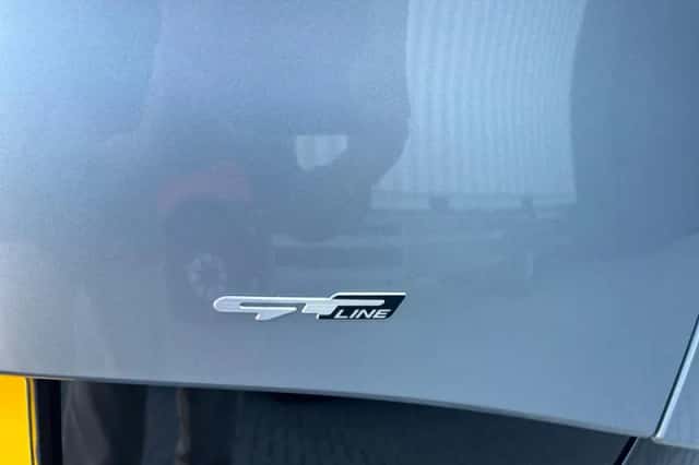 Kia Sportage (2023) thumbnail 17