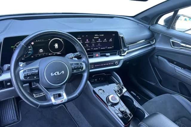 Kia Sportage (2023) thumbnail 18