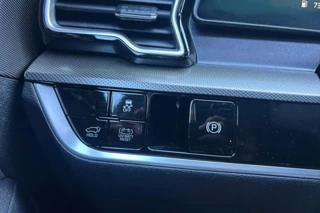 Kia Sportage (2023) thumbnail 32