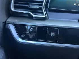 Kia Sportage (2023) thumbnail 32