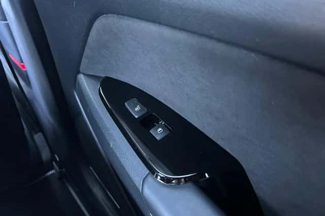 Kia Sportage (2023) thumbnail 33