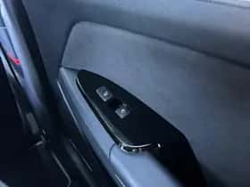 Kia Sportage (2023) thumbnail 33