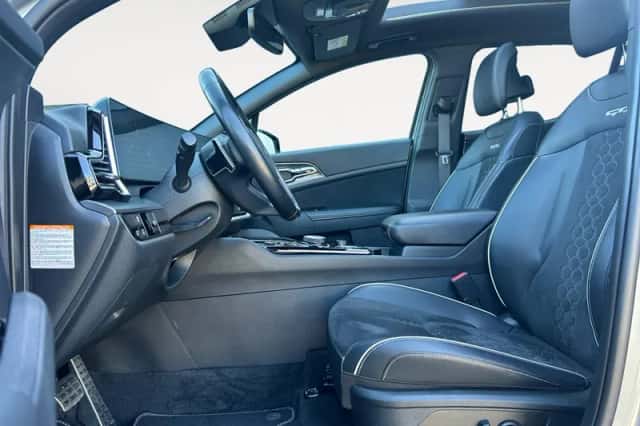 Kia Sportage (2023) thumbnail 10