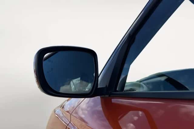 Suzuki Swift (2025) thumbnail 11