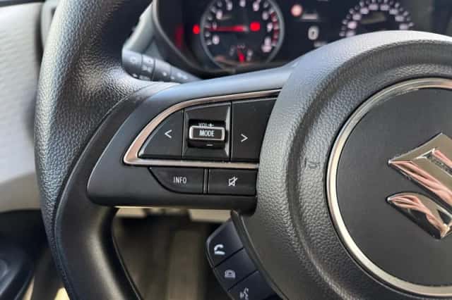 Suzuki Swift (2025) thumbnail 13