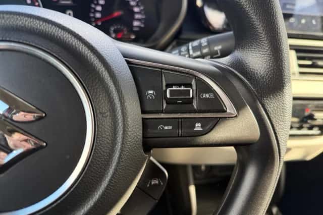 Suzuki Swift (2025) thumbnail 14