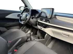 Suzuki Swift (2025) thumbnail 23