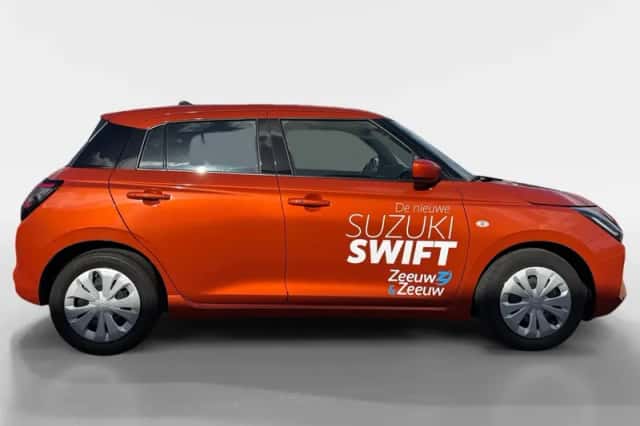 Suzuki Swift (2025) thumbnail 4