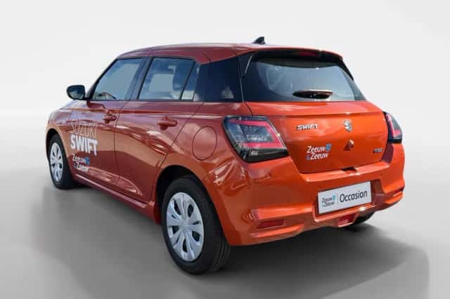 Suzuki Swift (2025) thumbnail 7