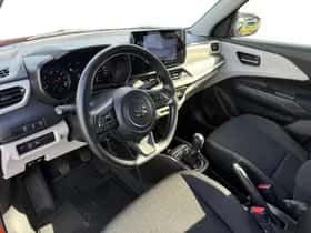 Suzuki Swift (2025) thumbnail 9