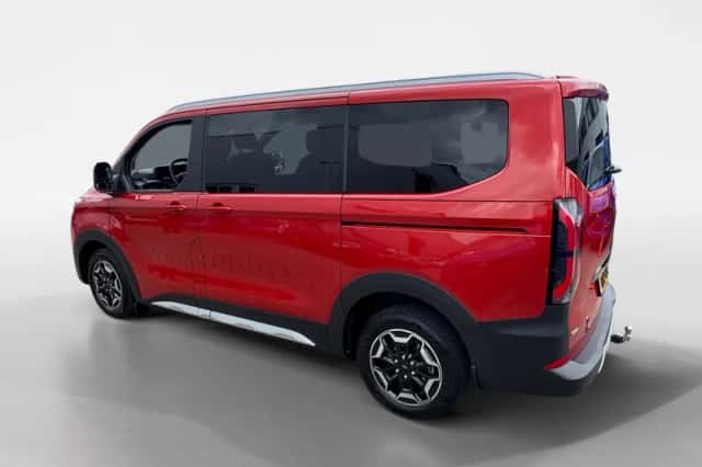 Ford Tourneo Custom (2025) thumbnail 2
