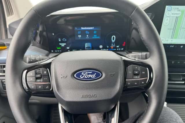 Ford Tourneo Custom (2025) thumbnail 14
