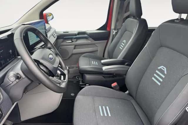 Ford Tourneo Custom (2025) thumbnail 19