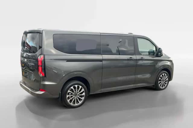 Ford Tourneo Custom (2025) thumbnail 2