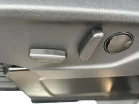 Ford Tourneo Custom (2025) thumbnail 16