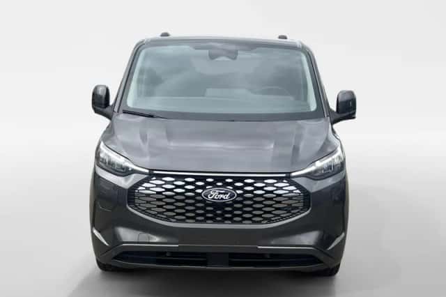 Ford Tourneo Custom (2025) thumbnail 8