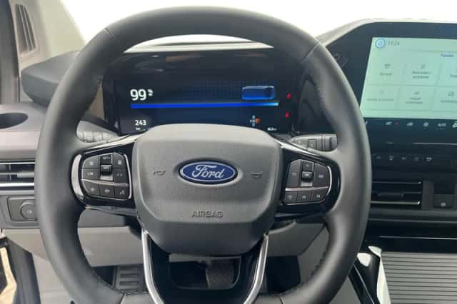 Ford Tourneo Custom (2025) thumbnail 10