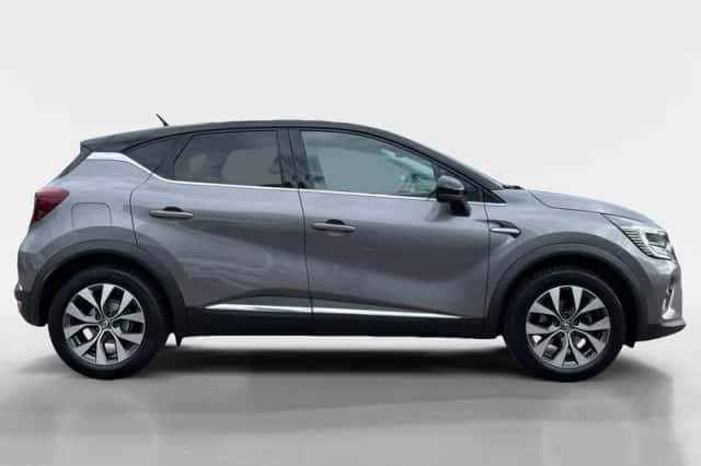 Renault Captur (2021) thumbnail 3