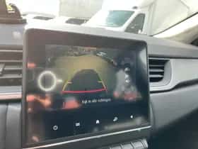 Renault Captur (2021) thumbnail 30