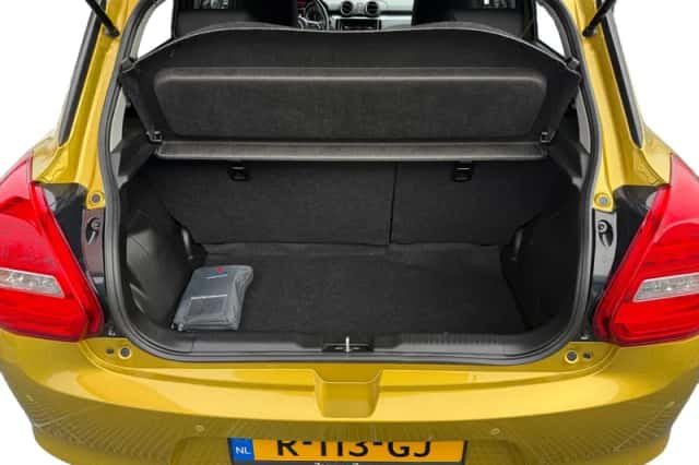 Suzuki Swift (2022) thumbnail 12