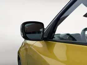 Suzuki Swift (2022) thumbnail 13