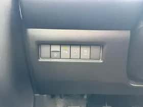 Suzuki Swift (2022) thumbnail 25